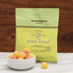 Holiday Sweet And Savory Gift Box -Cheap Gift Baskets Store HAM019 2